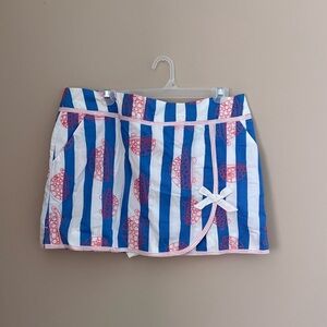 LILLY PULITZER JARVEY SKORT size 12 with turtle bow accents
